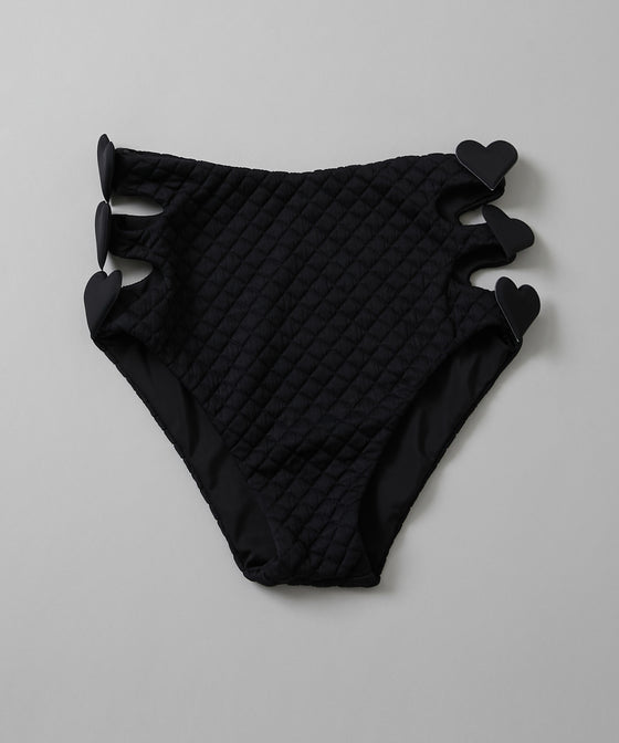 【GUACAMOLE】QUILT HEART TWO HOLES BOTTOM / BLACK